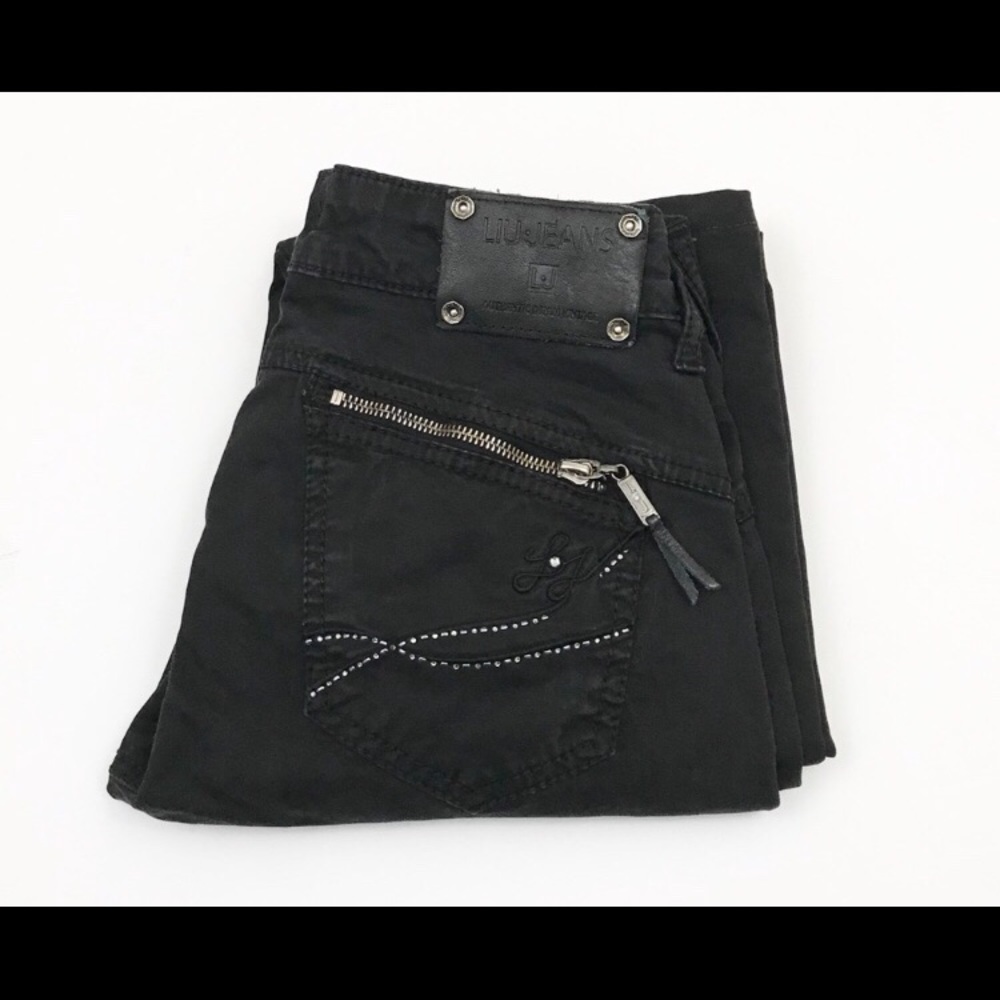 Black skinny jeans